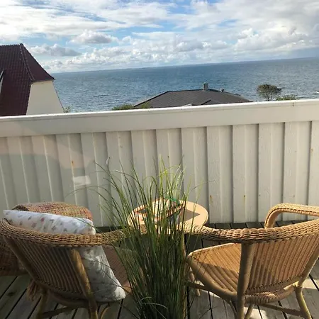 Dejligt Vaerelse Med Eget Bad Og Havudsigt Rum i privatbostad *