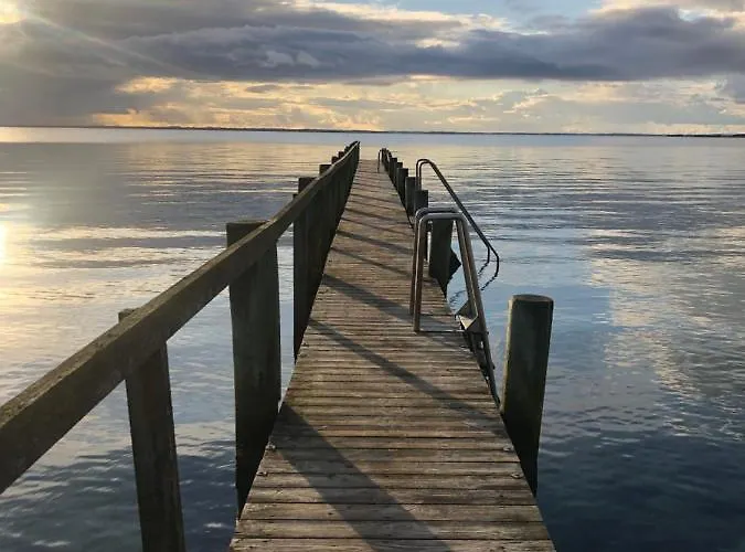 Dejligt Vaerelse Med Eget Bad Og Havudsigt Homestay szállás *